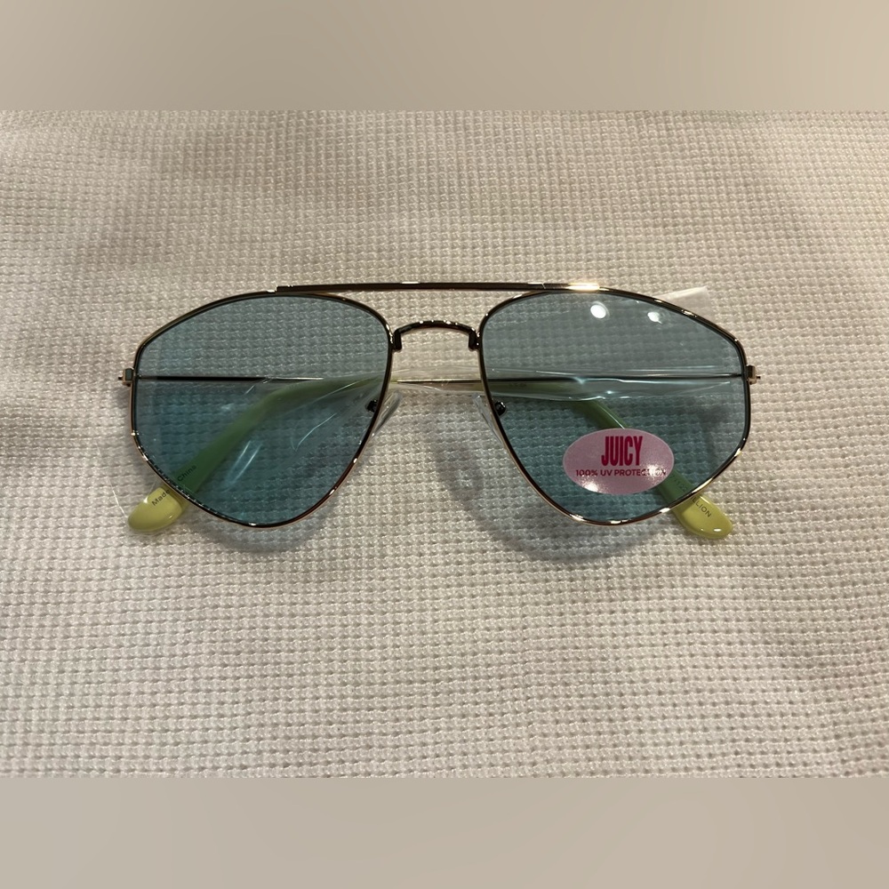 Juicy Couture Blue/Green Aviator style Sunglasses